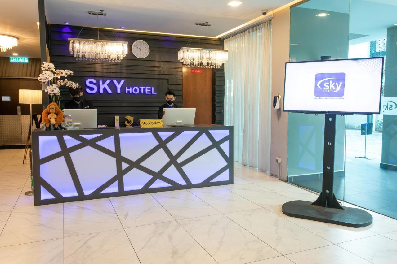 Sky 4*
