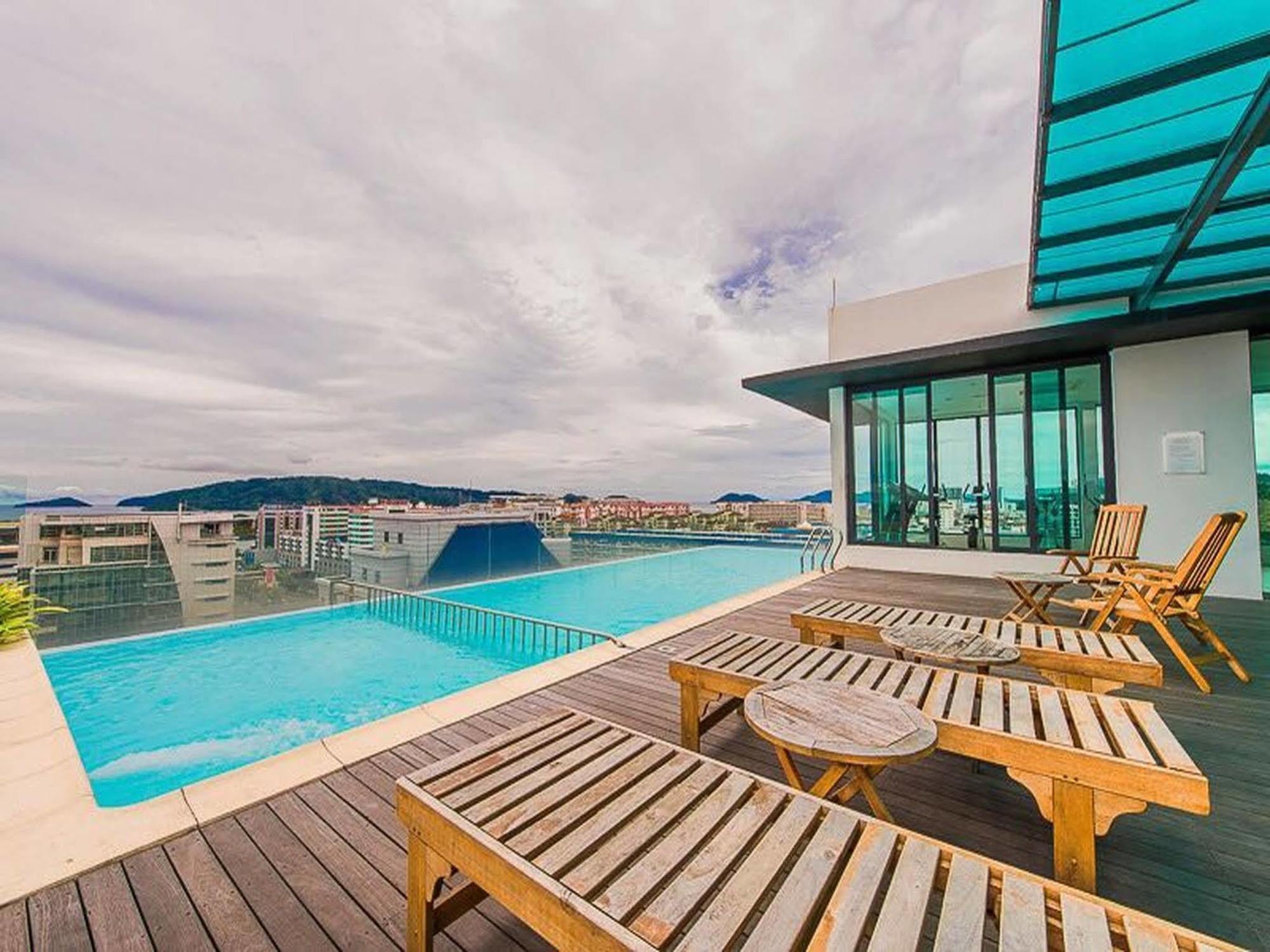Hotel Sky