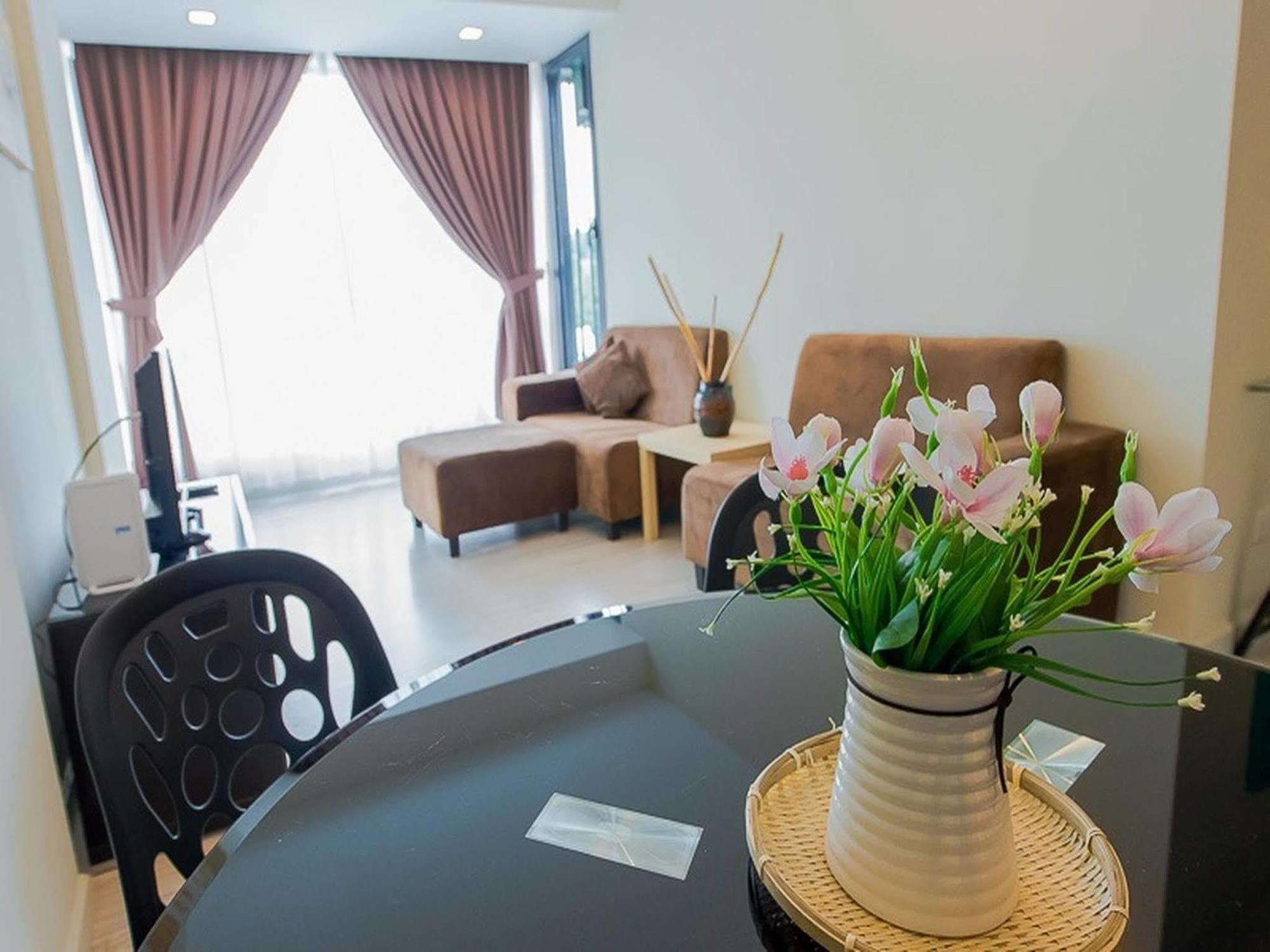 Sky Hotel 4*