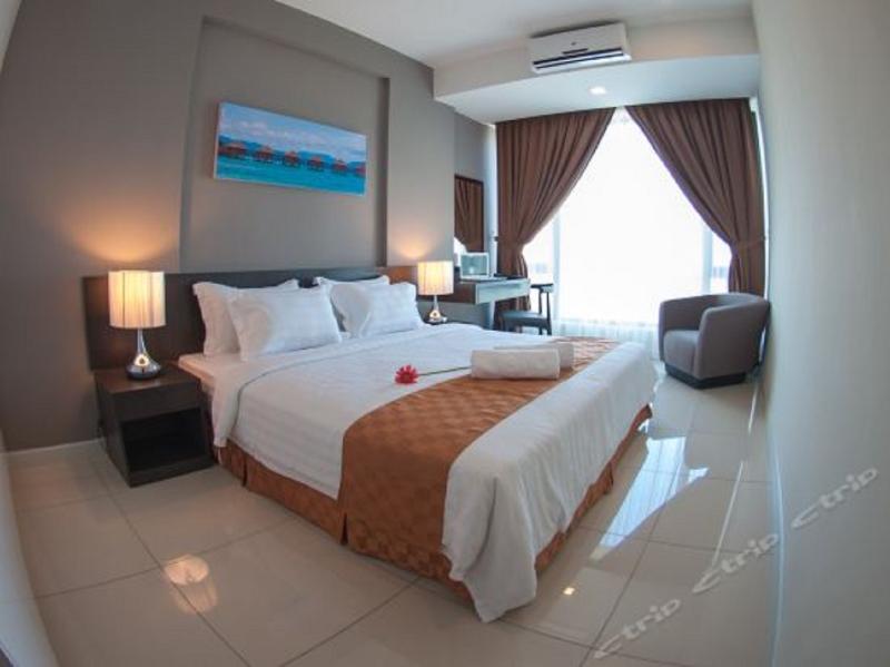 Hotel Sky 4*
